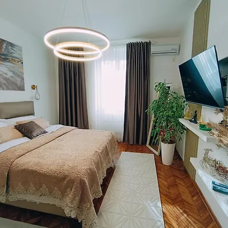 Apartment Slavija Square Belgrade